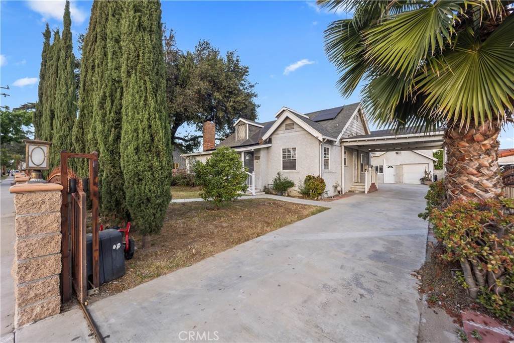 https://bt-photos.global.ssl.fastly.net/socal/orig_boomver_1_423227329-2.jpg