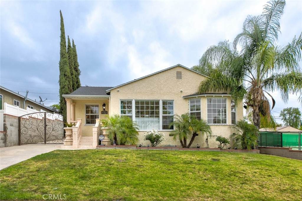 2640 Keystone Street - Photo 1
