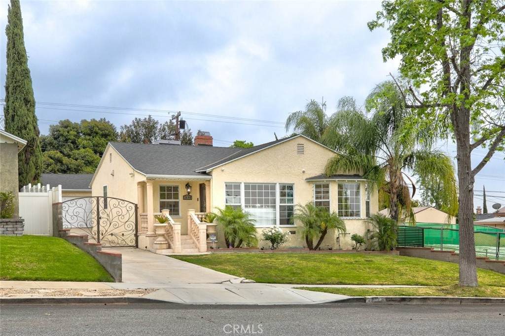 https://bt-photos.global.ssl.fastly.net/socal/orig_boomver_1_423304052-2.jpg