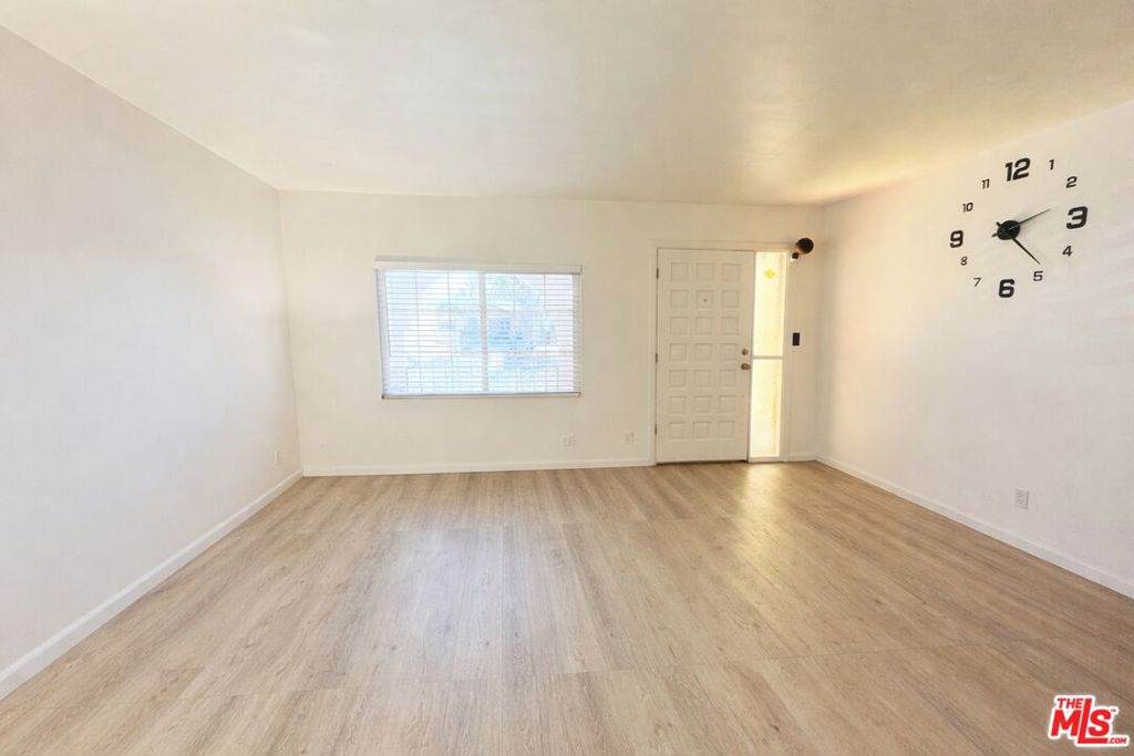 https://bt-photos.global.ssl.fastly.net/socal/orig_boomver_1_423320846-5.jpg