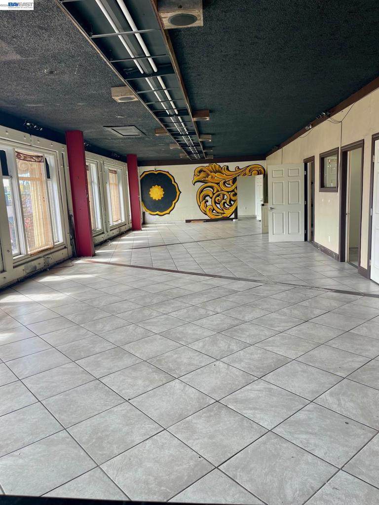 22622 Mission Blvd - Photo 1