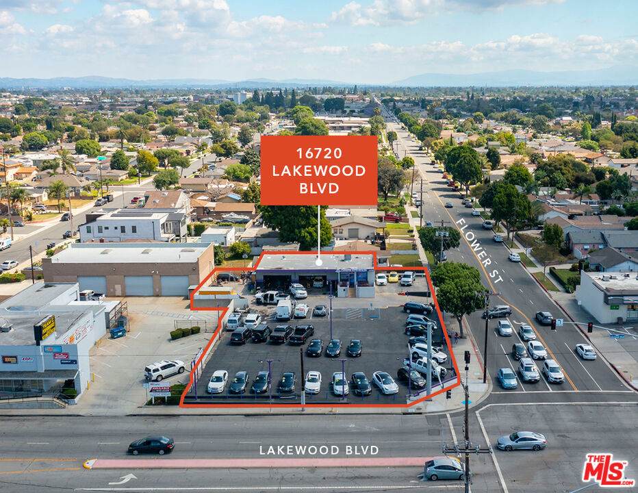 16720 Lakewood Boulevard - Photo 1