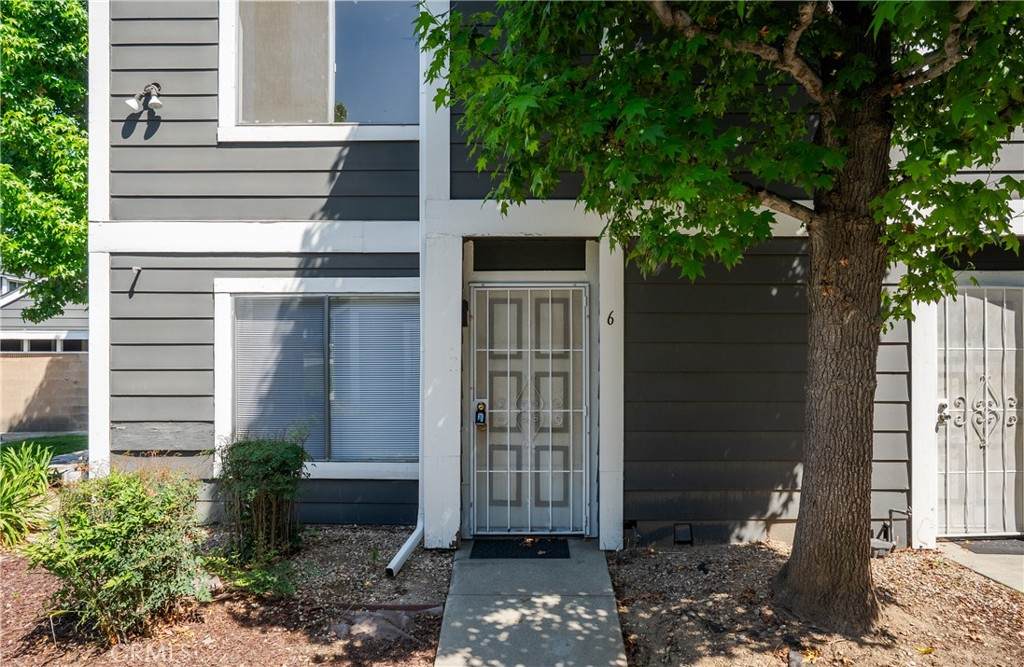 824 Pasadena - Photo 1
