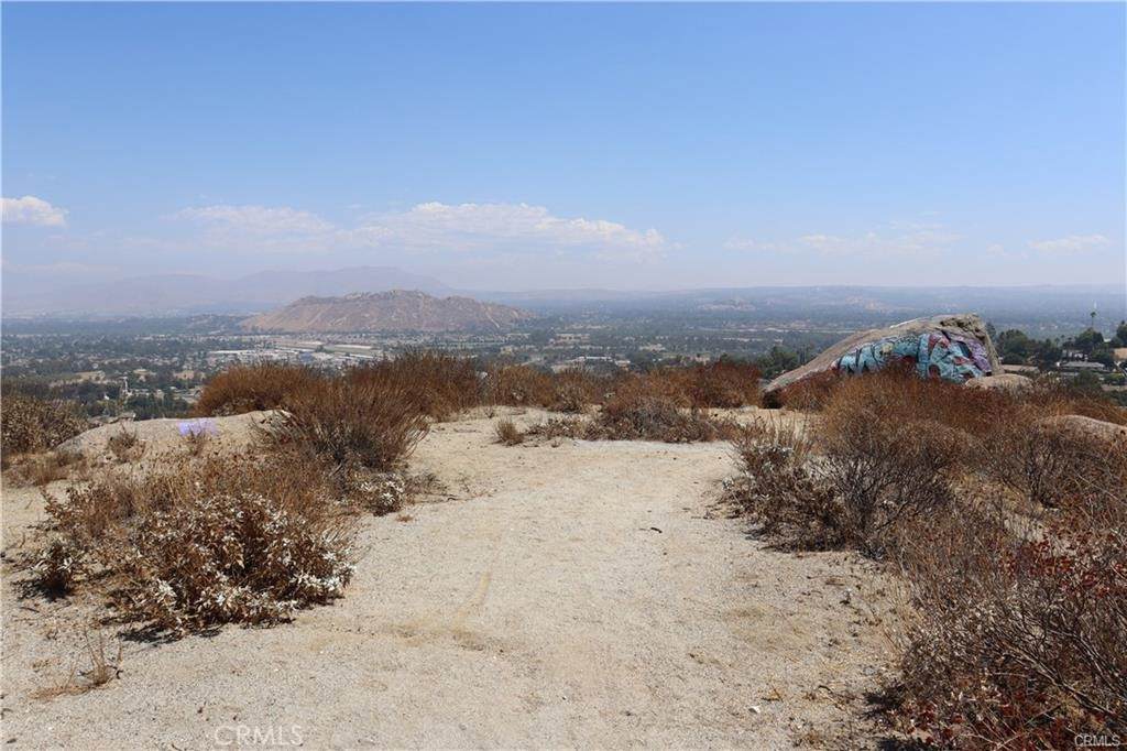 https://bt-photos.global.ssl.fastly.net/socal/orig_boomver_1_423600168-2.jpg