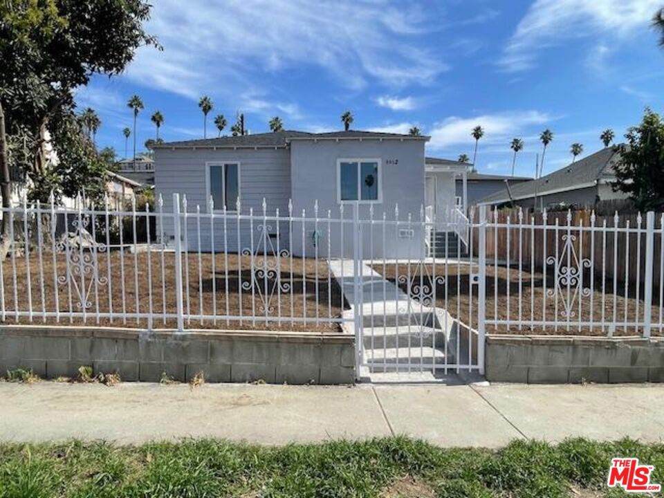 https://bt-photos.global.ssl.fastly.net/socal/orig_boomver_1_423944764-2.jpg