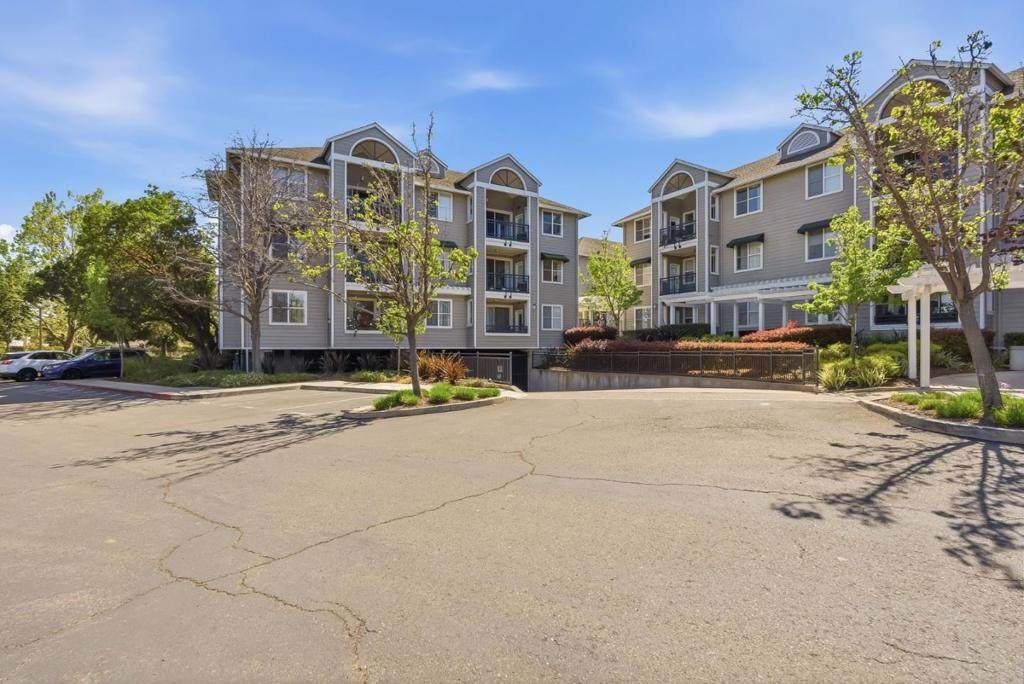 1982 Bayshore Road - Photo 1