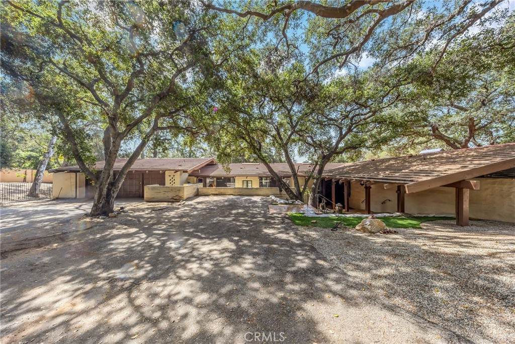 2300 Villa Heights - Photo 1