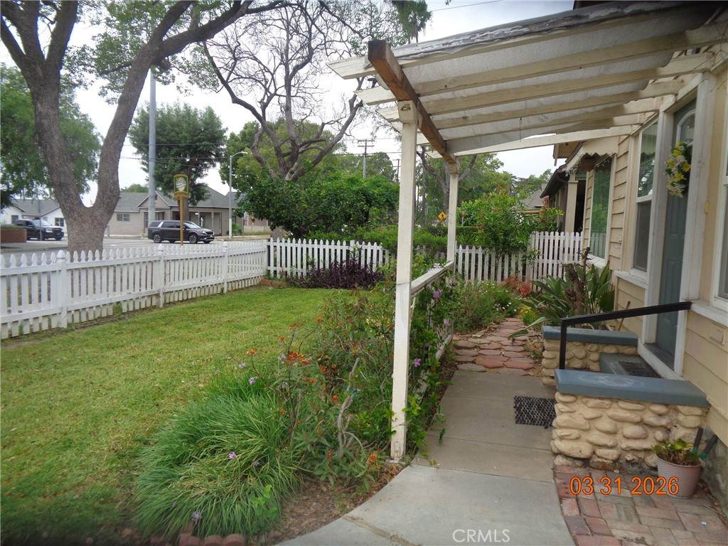 https://bt-photos.global.ssl.fastly.net/socal/orig_boomver_1_424331395-2.jpg