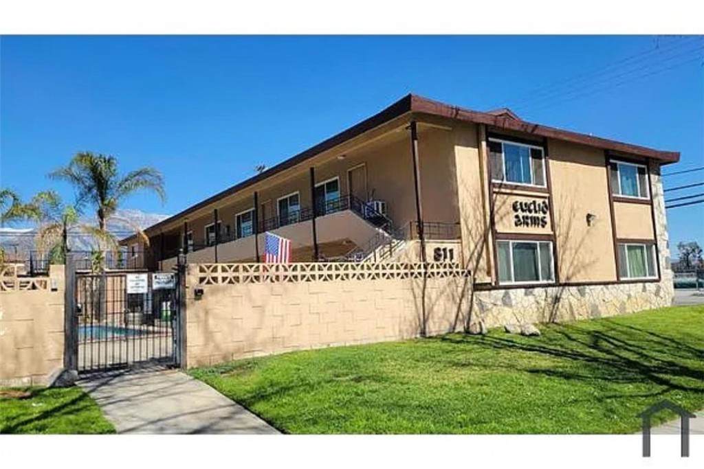 811 Orchid Court - Photo 1
