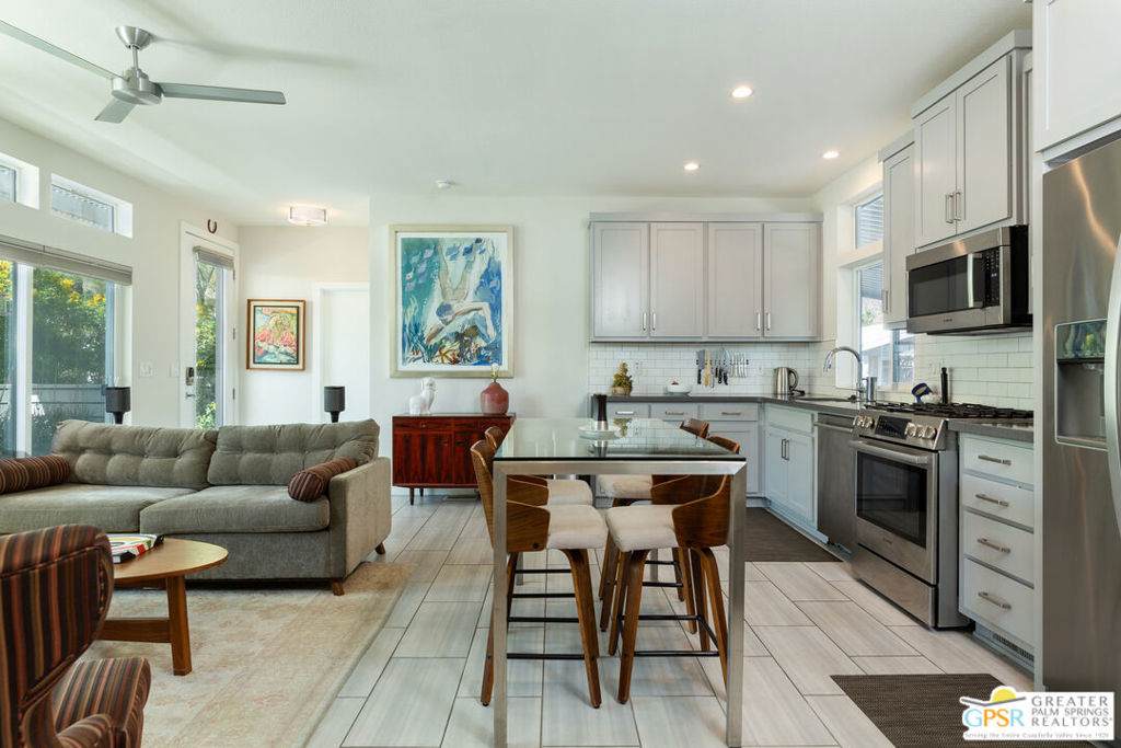 408 Kona Lane - Photo 1