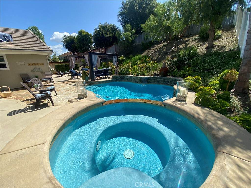https://bt-photos.global.ssl.fastly.net/socal/orig_boomver_1_424387538-3.jpg