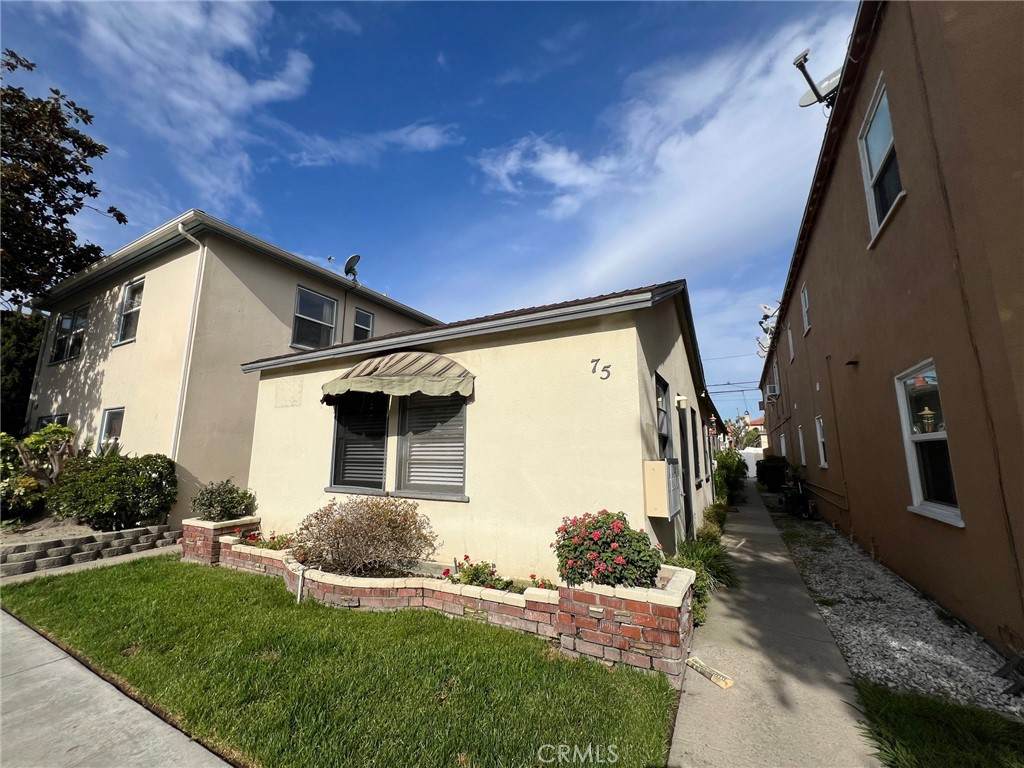75 Granada - Photo 1