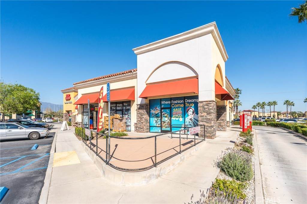 https://bt-photos.global.ssl.fastly.net/socal/orig_boomver_1_424452822-3.jpg