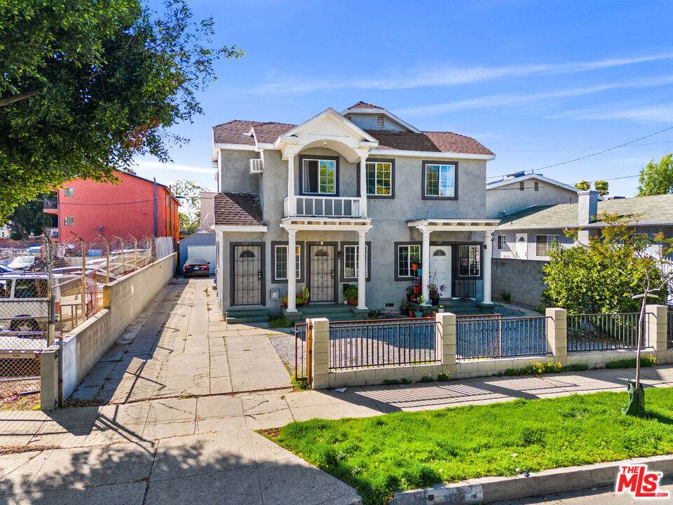https://bt-photos.global.ssl.fastly.net/socal/orig_boomver_1_424463658-2.jpg