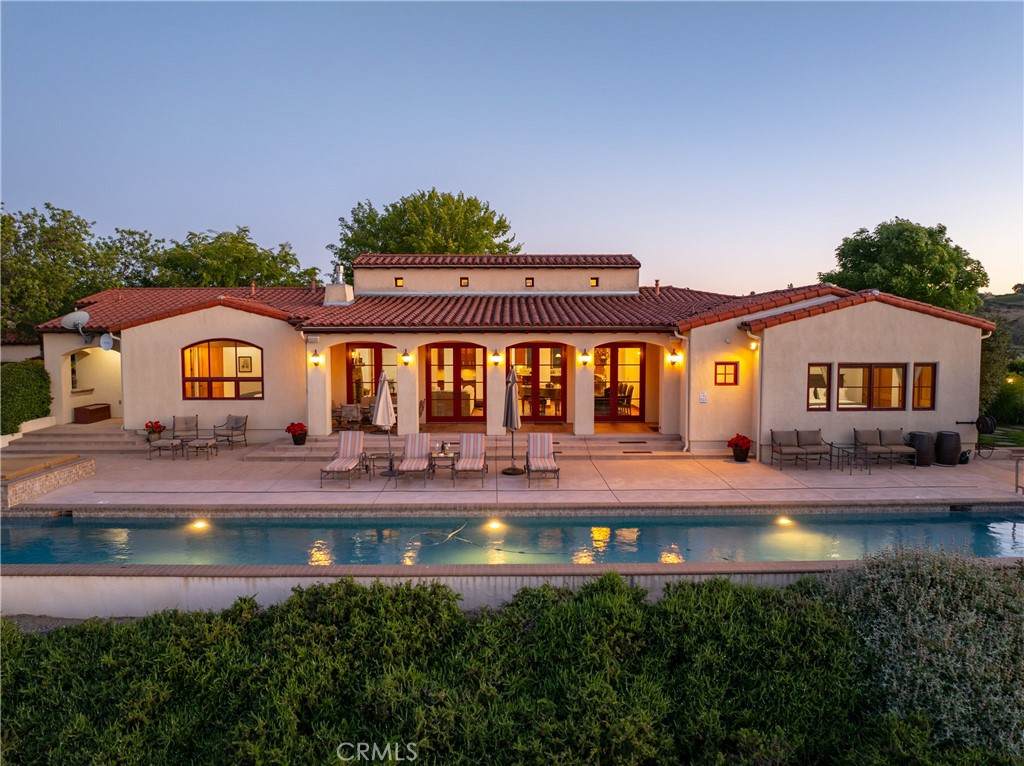 4550 Almond - Photo 1