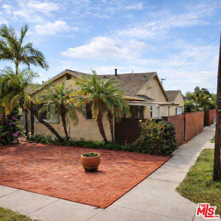 2700 Norton Avenue - Photo 1