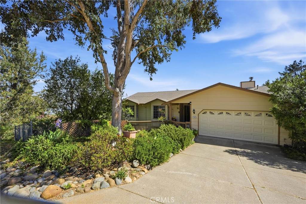 3590 Idlewood Drive - Photo 1