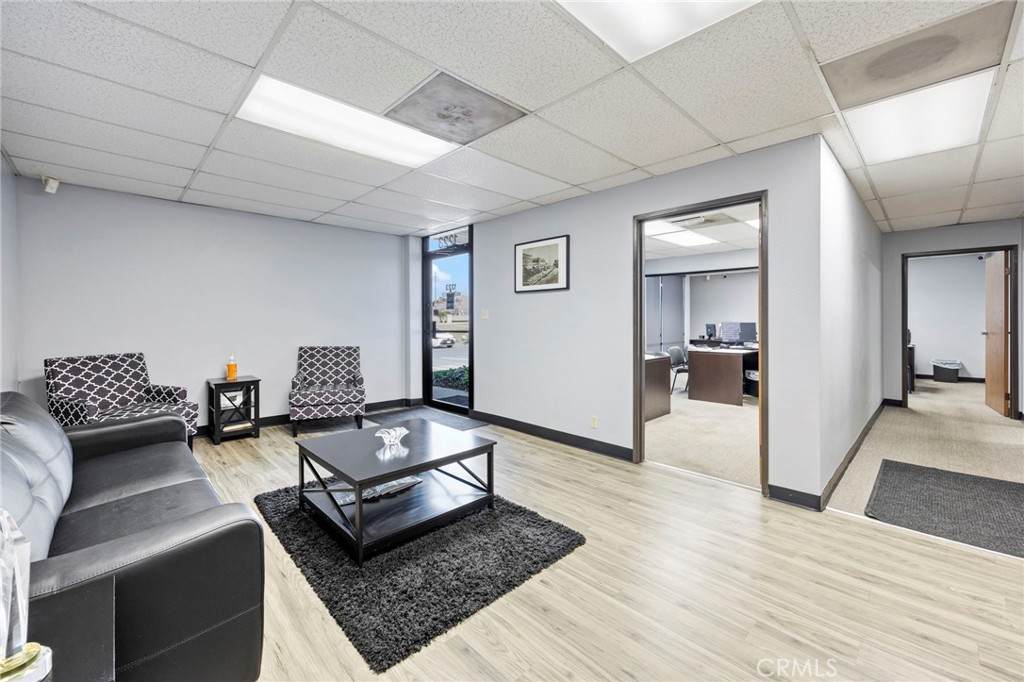 1223 Tustin - Photo 1