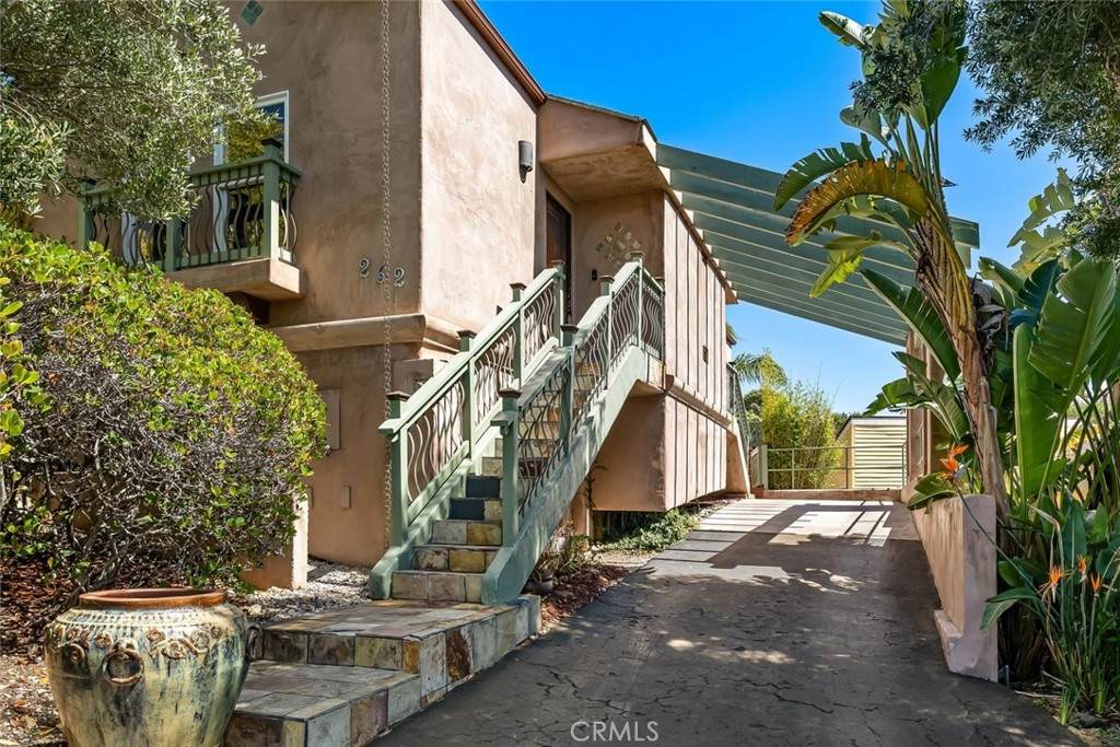 https://bt-photos.global.ssl.fastly.net/socal/orig_boomver_1_424992160-2.jpg