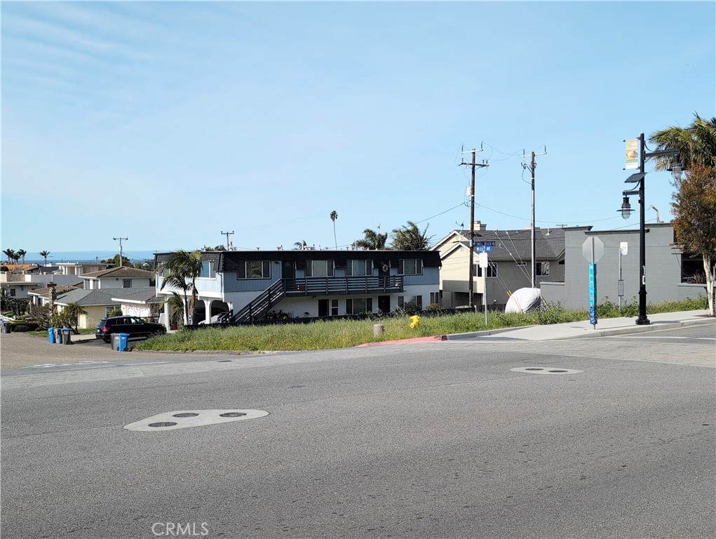 100 Cliff Avenue - Photo 1