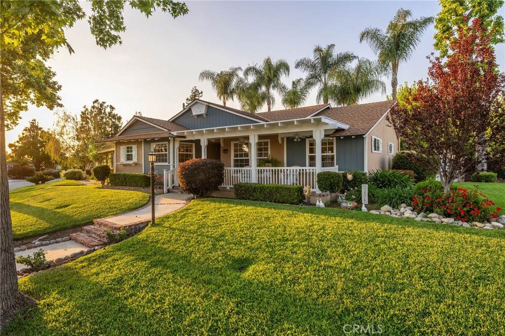https://bt-photos.global.ssl.fastly.net/socal/orig_boomver_1_425155387-2.jpg