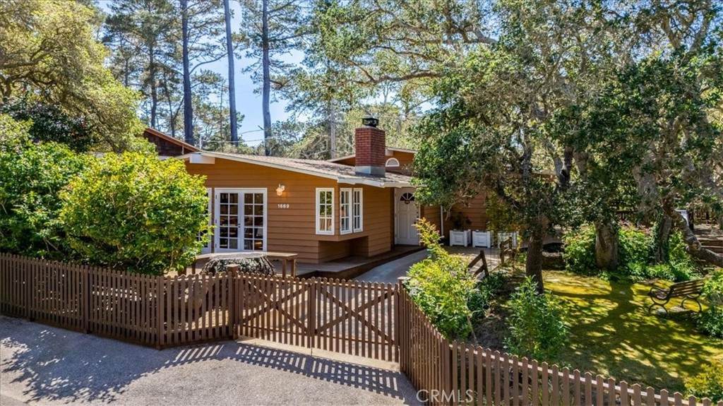 1669 Cardiff Drive - Photo 1