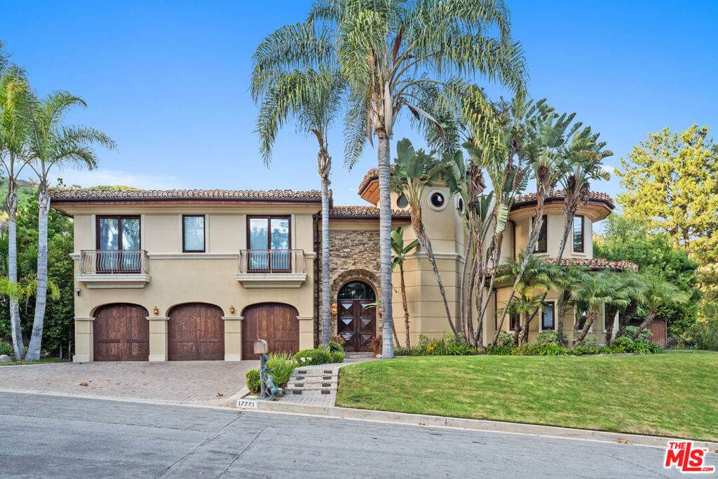 https://bt-photos.global.ssl.fastly.net/socal/orig_boomver_1_425222016-2.jpg