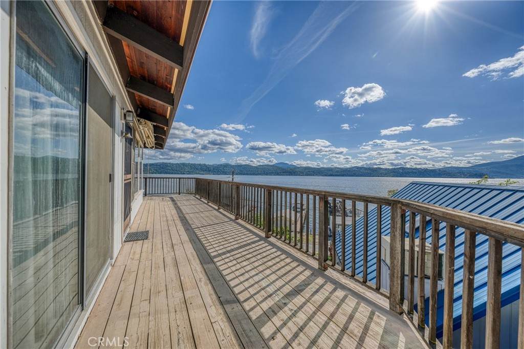 12805 Lakeshore Drive - Photo 1