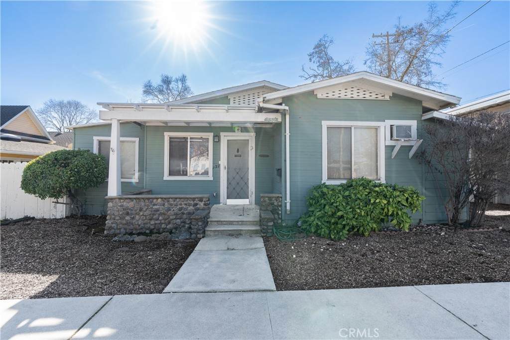 732 16th Street - Photo 1