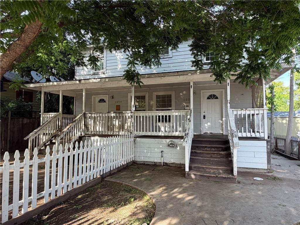 1625 4th - Photo 1