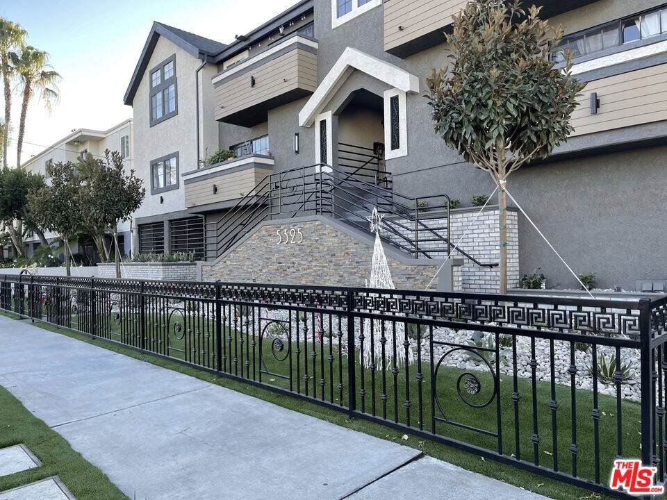 https://bt-photos.global.ssl.fastly.net/socal/orig_boomver_1_425762221-2.jpg