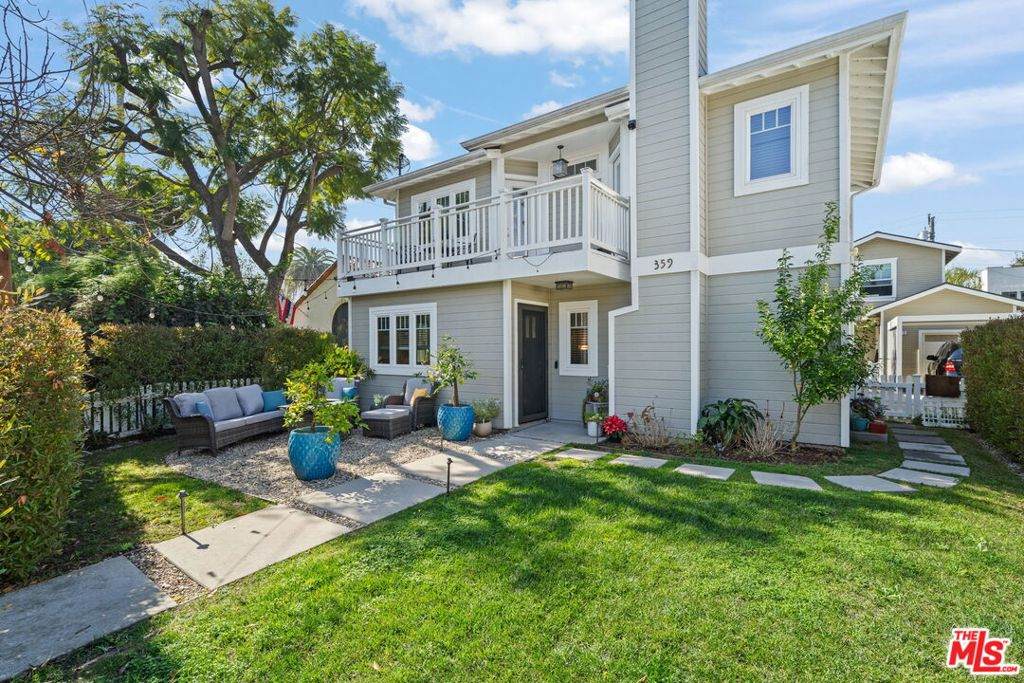 359 Termino Avenue - Photo 1