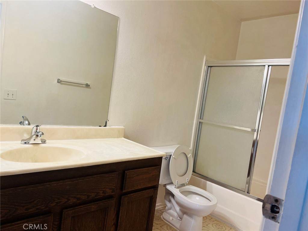 https://bt-photos.global.ssl.fastly.net/socal/orig_boomver_1_425770139-2.jpg