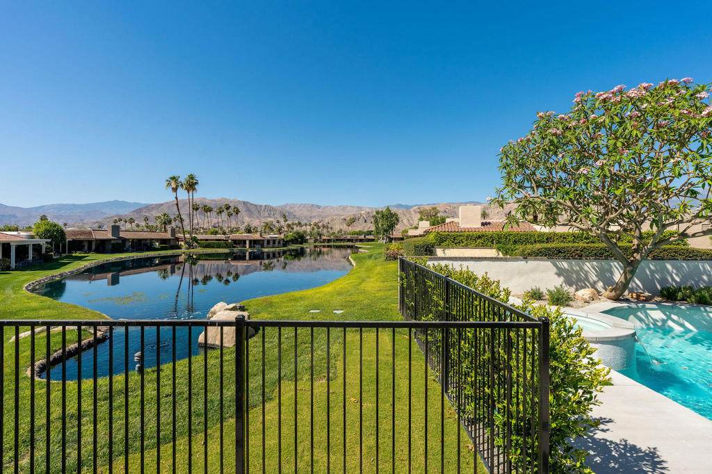 https://bt-photos.global.ssl.fastly.net/socal/orig_boomver_1_425787579-2.jpg