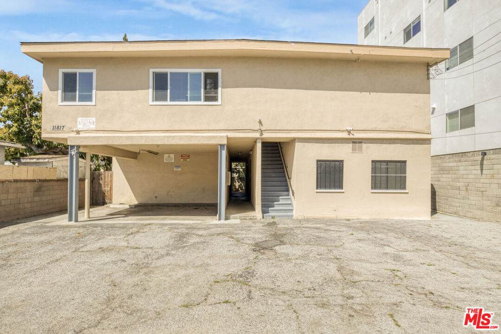 11817 Culver Boulevard - Photo 1