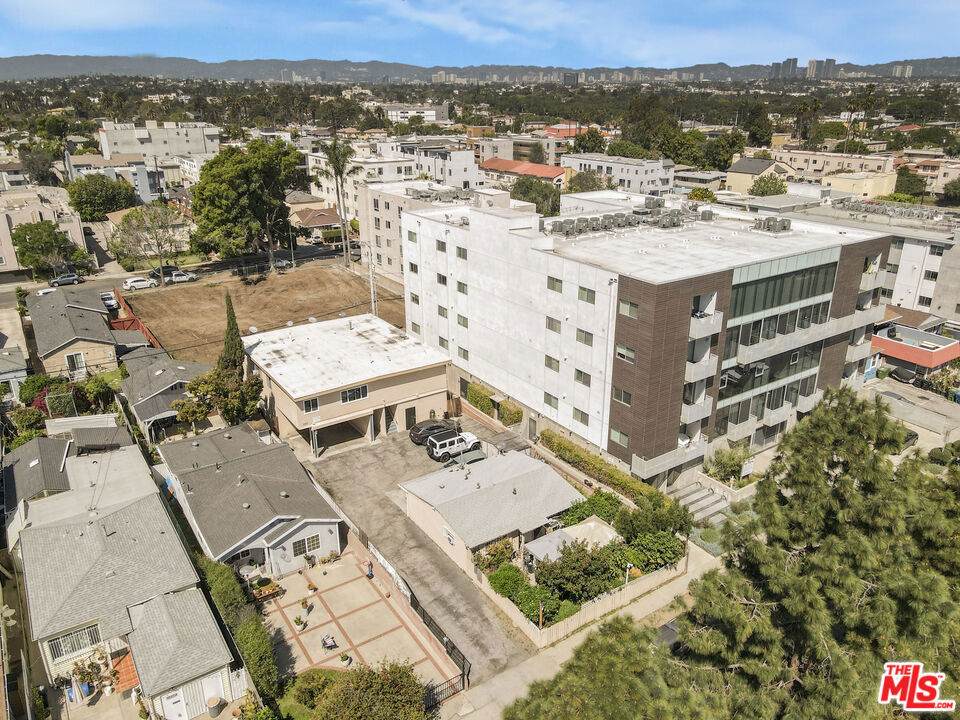 https://bt-photos.global.ssl.fastly.net/socal/orig_boomver_1_425798075-2.jpg