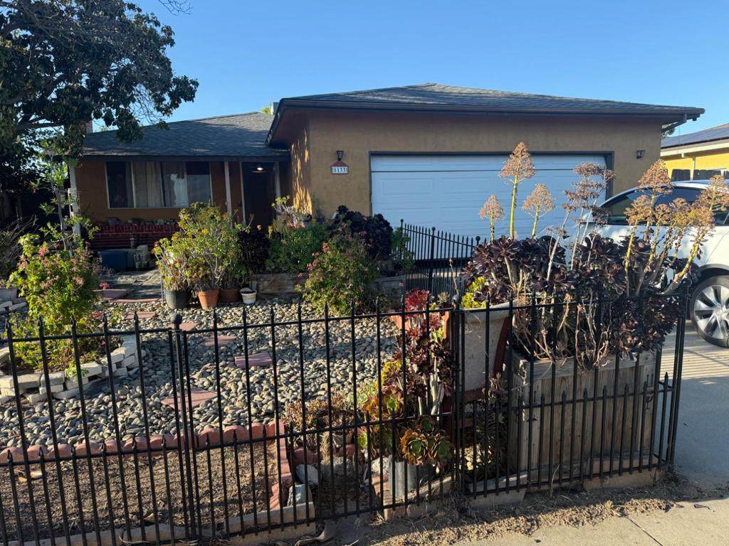 1133 Topaz Drive - Photo 1