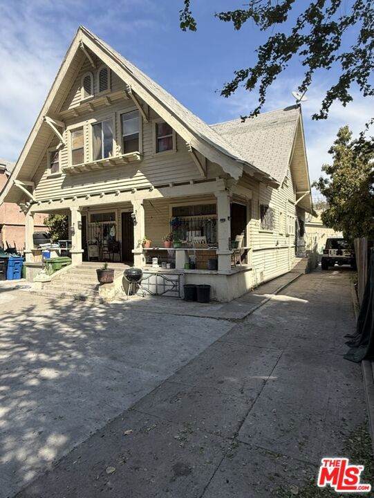 https://bt-photos.global.ssl.fastly.net/socal/orig_boomver_1_425829315-2.jpg