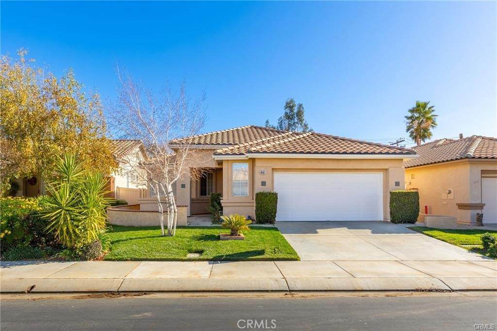 1318 Bay Hill - Photo 1