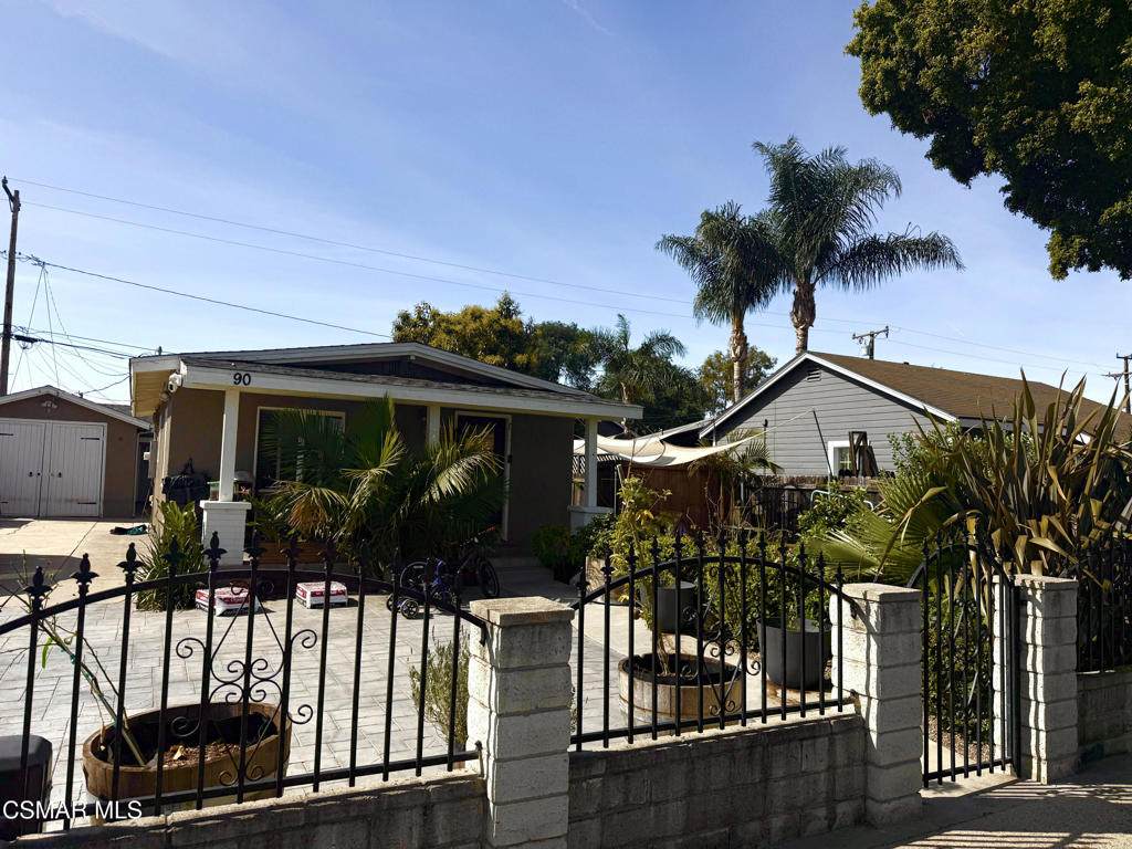 90 Leighton Drive - Photo 1