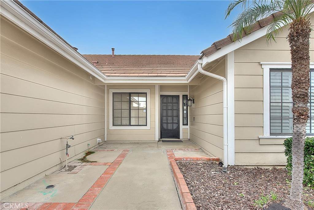 959 Kenwood Street - Photo 1