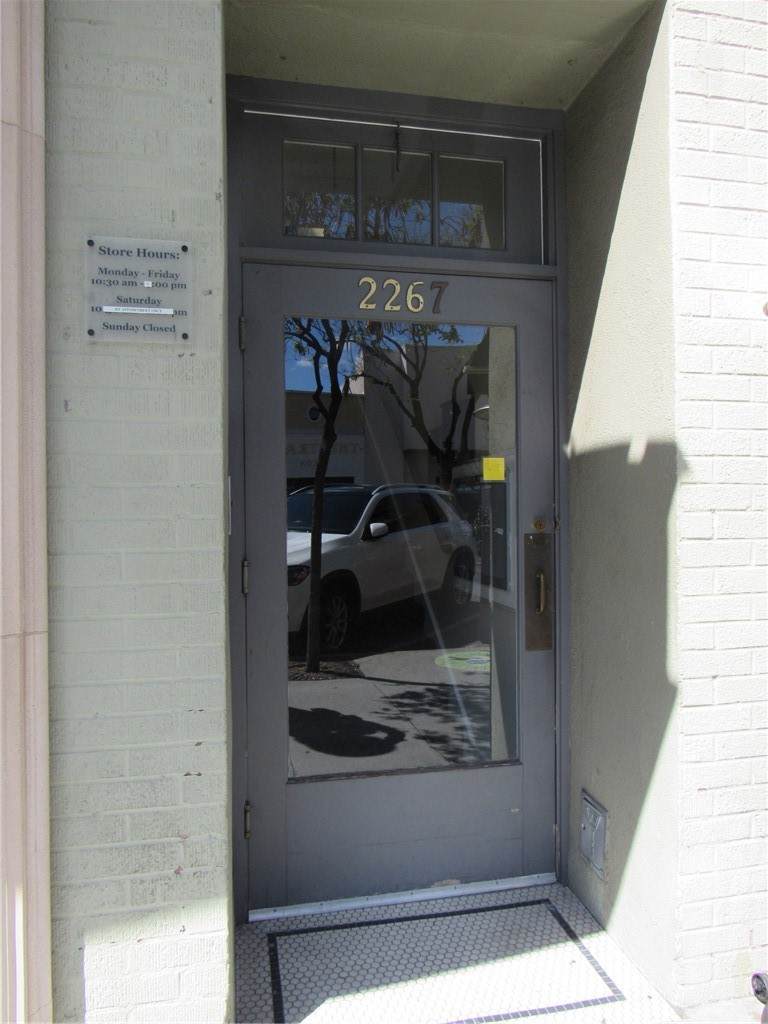 2267 Honolulu Avenue - Photo 1