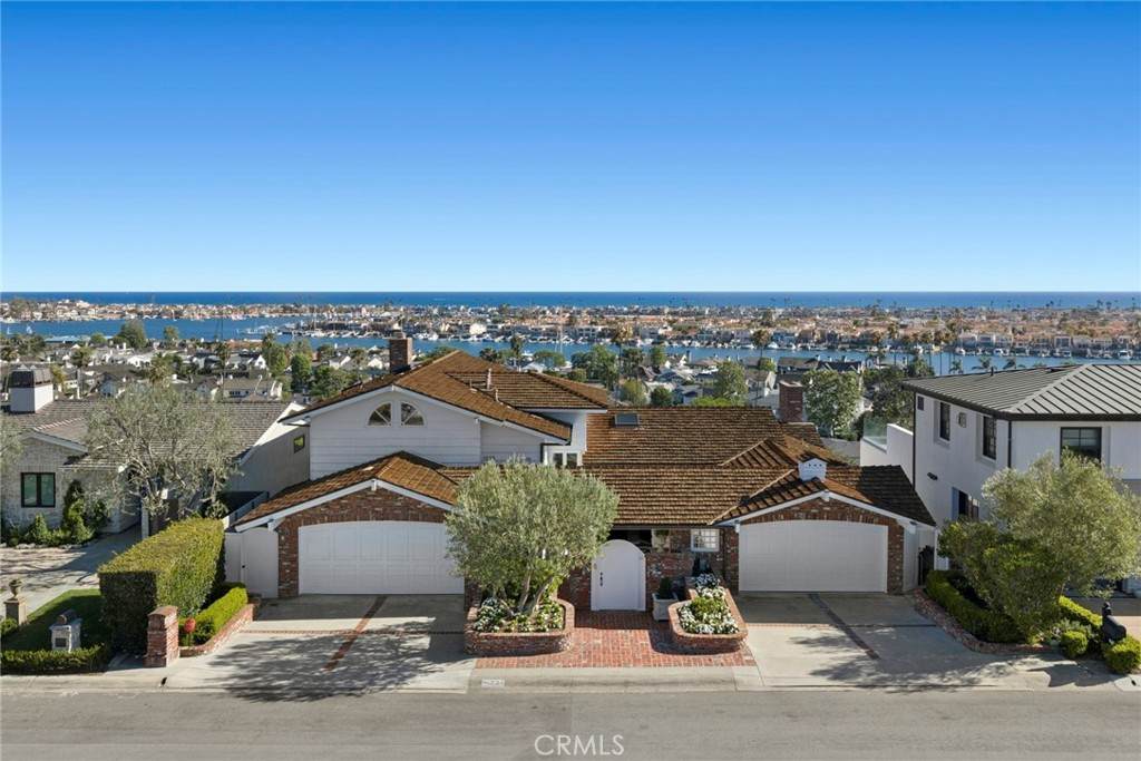 701 Kings Road - Photo 1