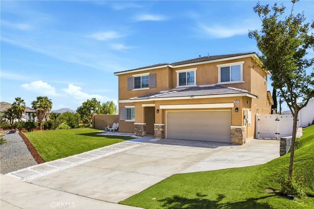 https://bt-photos.global.ssl.fastly.net/socal/orig_boomver_1_426110907-2.jpg