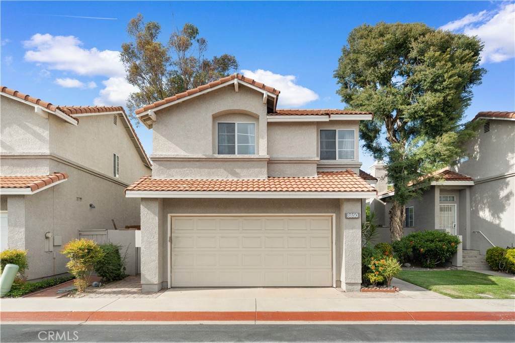 8850 Snow Creek Dr - Photo 1