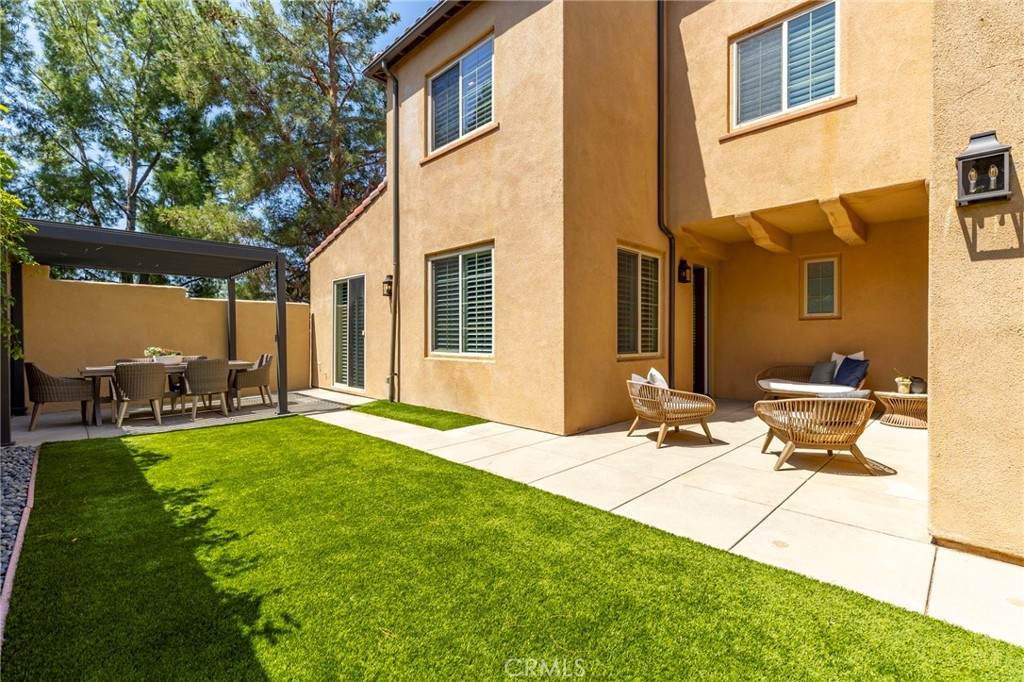 https://bt-photos.global.ssl.fastly.net/socal/orig_boomver_1_426157846-2.jpg