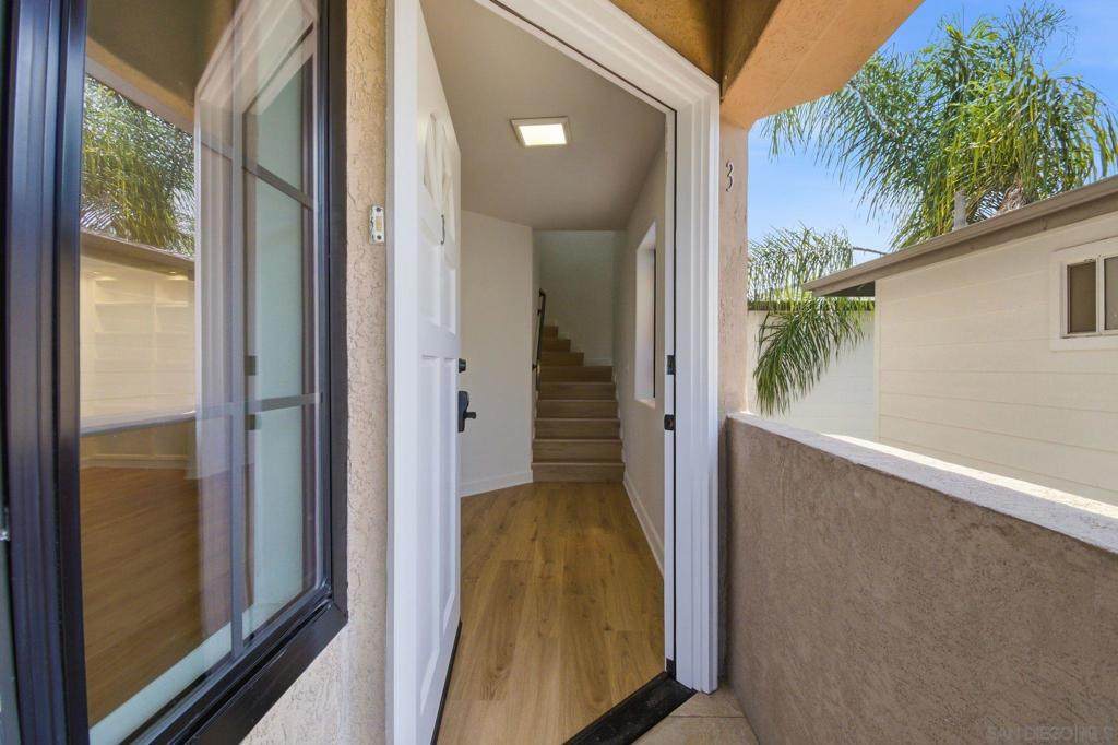 https://bt-photos.global.ssl.fastly.net/socal/orig_boomver_1_426158821-3.jpg