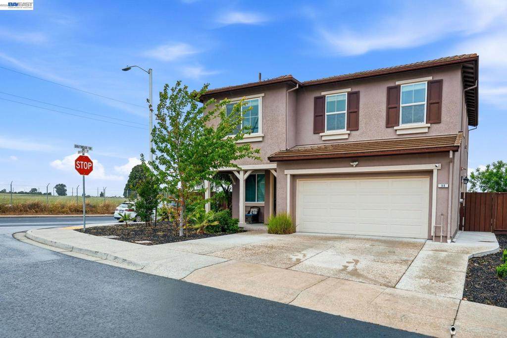 98 Driftwood Cir - Photo 1