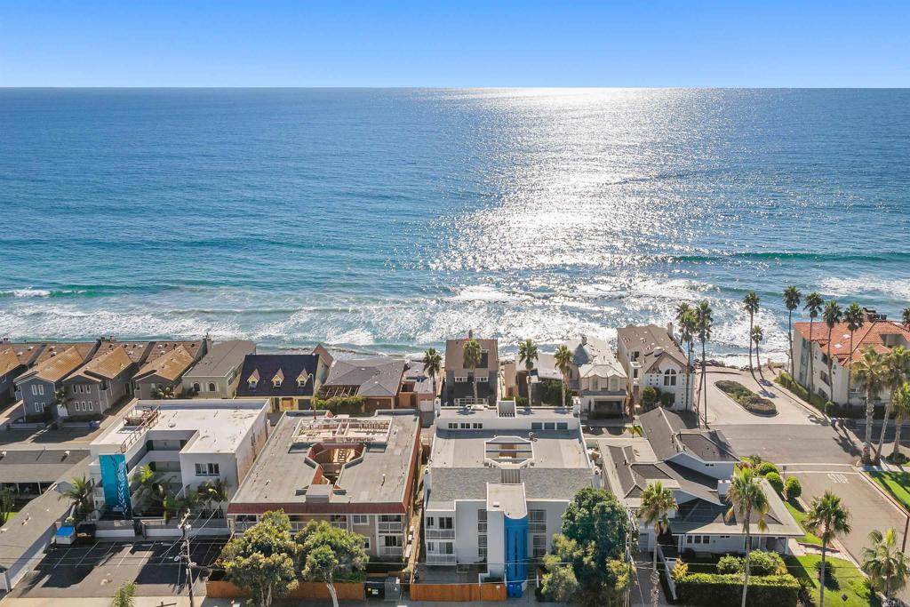 1112 Pacific Street - Photo 1