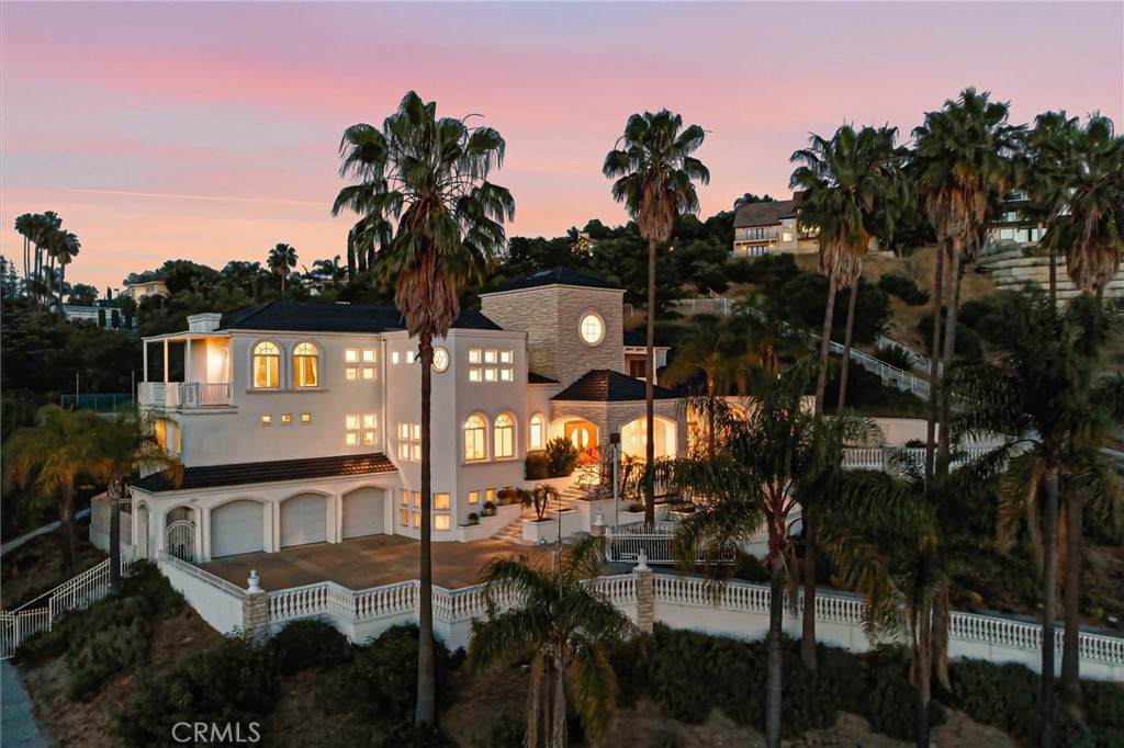 2740 Shadow Canyon - Photo 1